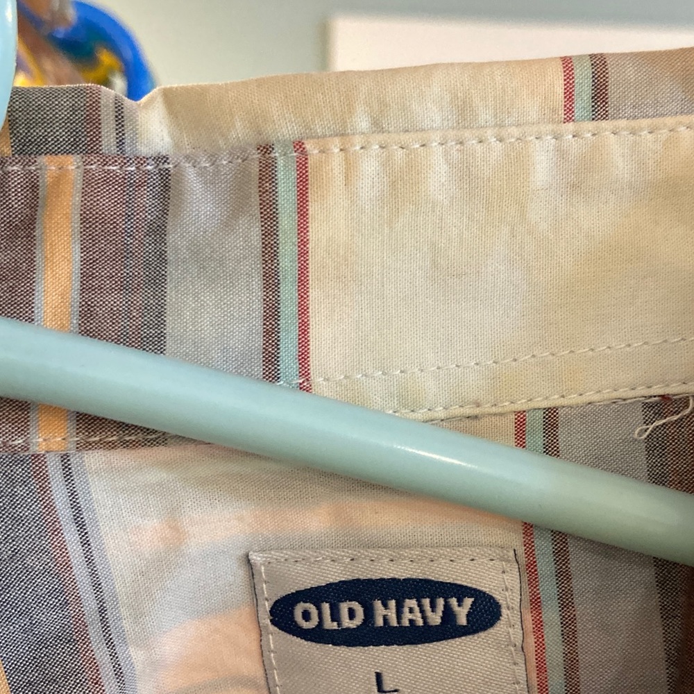 Old Navy plaid short sleeve shirt - Picture 2 of 2